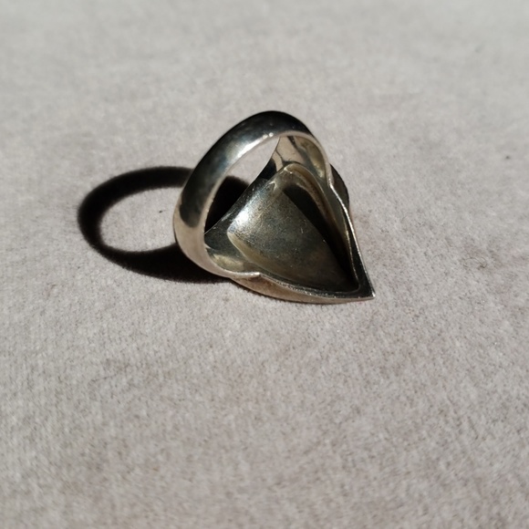 Elizabeth and James Thorn ring - Picture 3 of 6